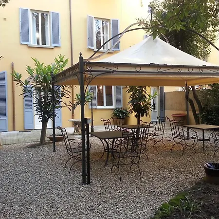 Apartment Little Garden Donatello Florence